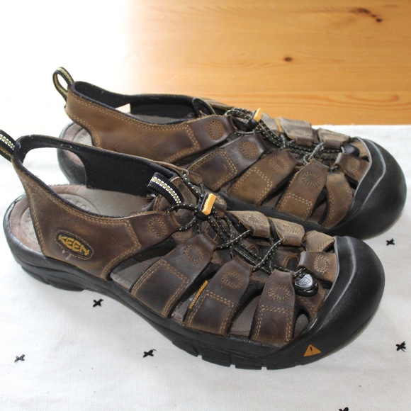 keen sandals men